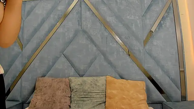 Snapshot of talialadyx chatting on 02-27-26, 01:22 talialadyx online show from 02-27-26, 01:22