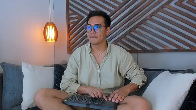 JohnBelRose online show from 10-24-25, 08:05