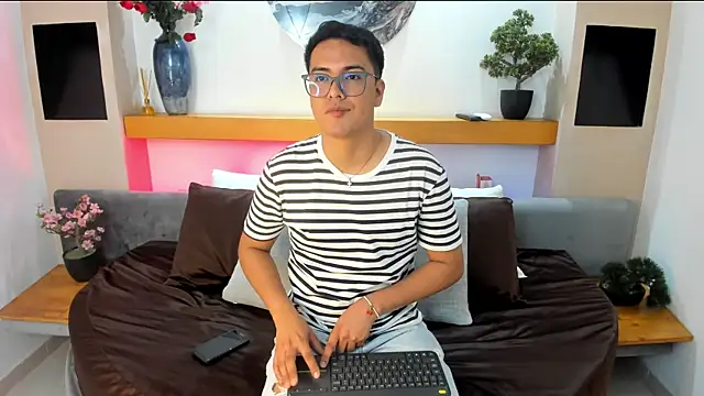 JohnBelRose online show from 12-19-25, 06:37