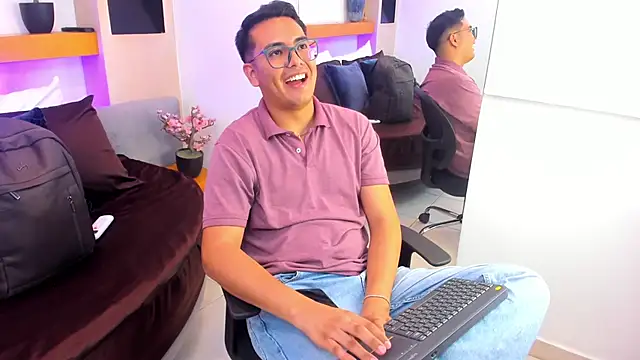 JohnBelRose online show from 02-10-26, 12:48