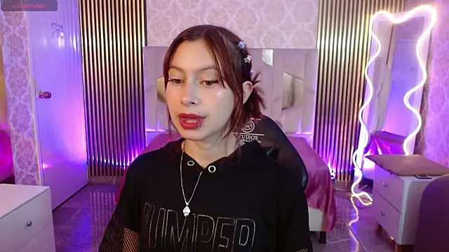 KATANA TAY online show from 10-28-25, 12:09