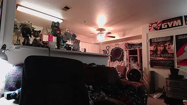 biggerisbetter12 online show from 03-02-26, 07:37