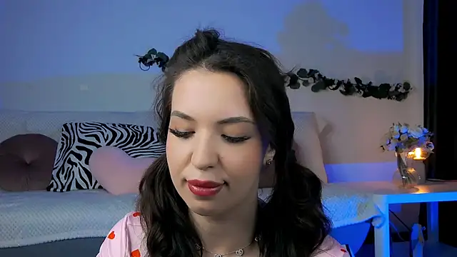 Snapshot of BiancaAva chatting on 05-07-26, 05:51 BiancaAva online show from 05-07-26, 05:51