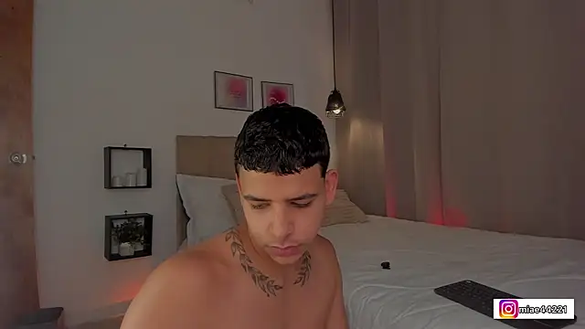 Little Emma 11 online show from 01-12-26, 12:32