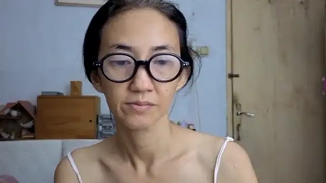 princessD077 online show from 05-09-26, 04:34