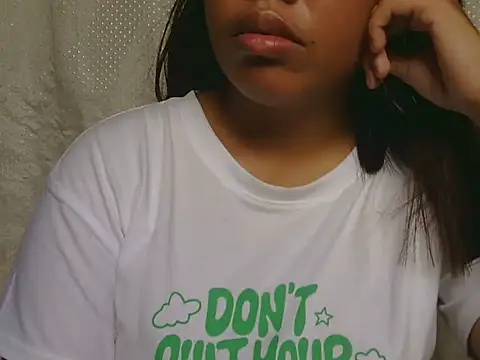 Snapshot of ChubbyButty chatting on 06-11-26, 01:49 ChubbyButty online show from 06-11-26, 01:49
