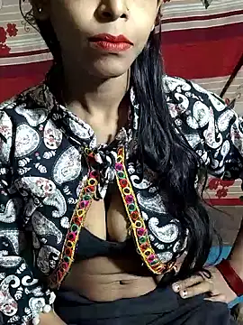 Itz Aisha   online show from 11-28-25, 06:49