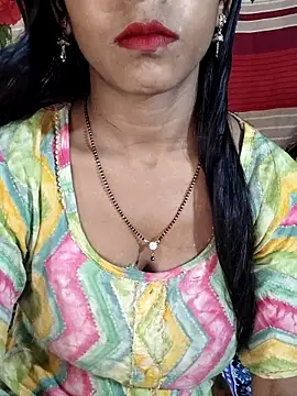 Itz Aisha   online show from 03-10-26, 06:29