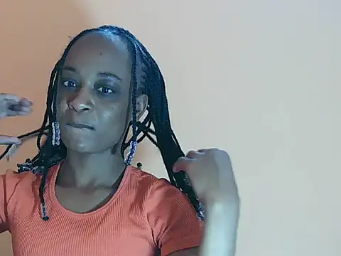 Snapshot of Mamecamila07 chatting on 10-17-25, 11:02 Mamecamila07 online show from 10-17-25, 11:02