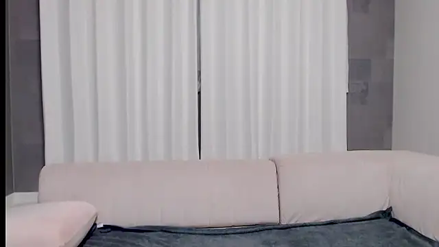Snapshot of LOVE_MIREI_LOVE chatting on 05-19-26, 11:05 LOVE MIREI LOVE online show from 05-19-26, 11:05