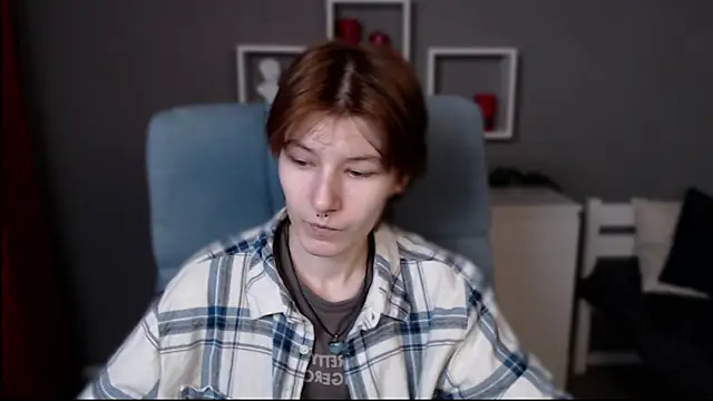 guitarandangell online show from 11-26-25, 11:00