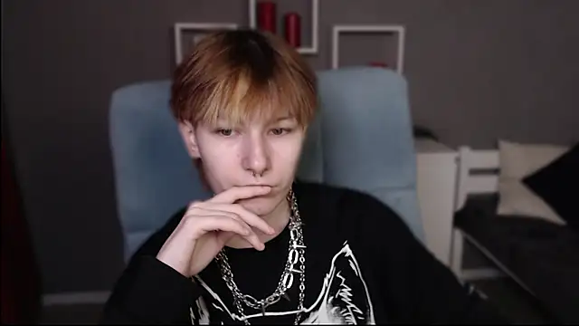 guitarandangell online show from 02-28-26, 06:47