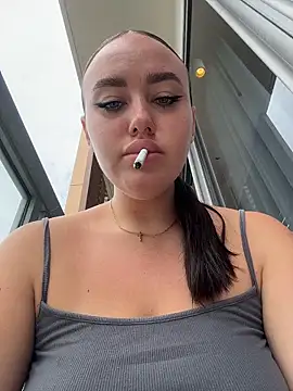 KiraSunshine online show from 03-20-26, 04:06