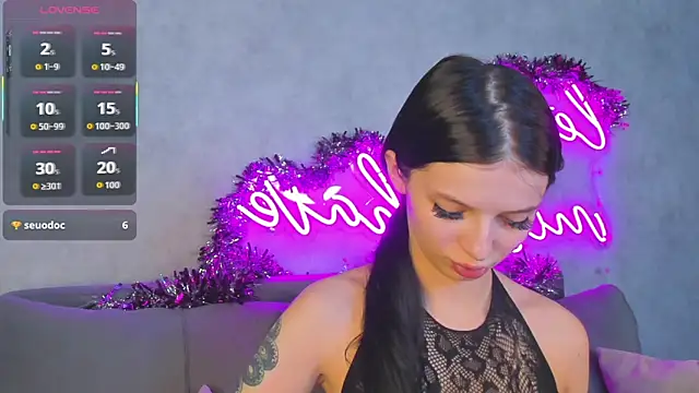 Snapshot of Eva_Mayers chatting on 01-07-26, 01:08 Eva Mayers online show from 01-07-26, 01:08