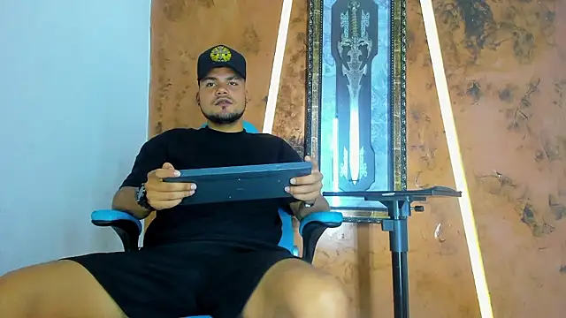 handsome boys22 online show from 01-18-26, 01:59