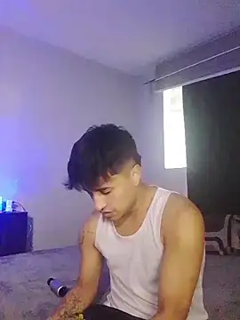 jhon mendoza  online show from 10-28-25, 01:03