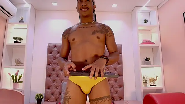 Snapshot of jacob_miller55 chatting on 11-01-25, 01:57 jacob miller55 online show from 11-01-25, 01:57