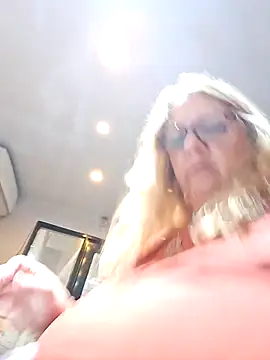 JennyInVegas online show from 05-05-26, 02:58