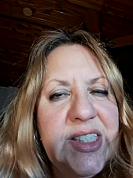 Snapshot of JennyInVegas chatting on 07-04-26, 02:51 JennyInVegas online show from 07-04-26, 02:51