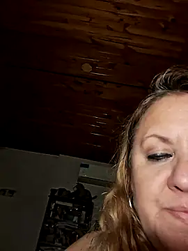 Snapshot of JennyInVegas chatting on 07-05-26, 04:19 JennyInVegas online show from 07-05-26, 04:19