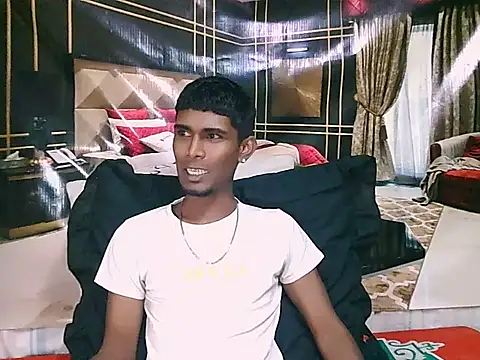 Snapshot of IndianThuggin chatting on 07-04-26, 05:30 IndianThuggin online show from 07-04-26, 05:30