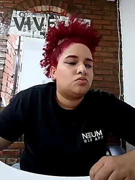 Snapshot of Curly-98 chatting on 11-29-25, 07:39 Curly-98 online show from 11-29-25, 07:39