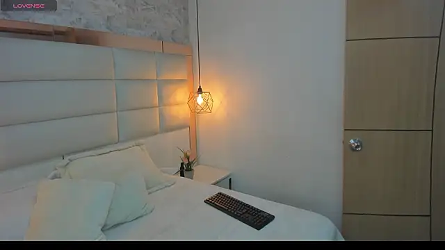 Snapshot of Sofia_clk chatting on 03-14-26, 03:12 Sofia clk online show from 03-14-26, 03:12