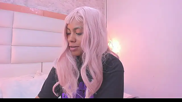 Snapshot of Sofia_clk chatting on 03-20-26, 03:11 Sofia clk online show from 03-20-26, 03:11