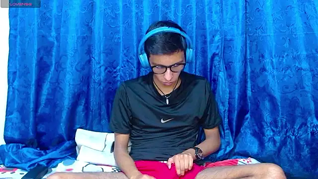 DavTwink3100 online show from 03-24-26, 01:54