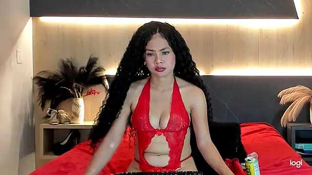 Snapshot of LorenaVarga chatting on 08-05-26, 07:17 LorenaVarga online show from 08-05-26, 07:17