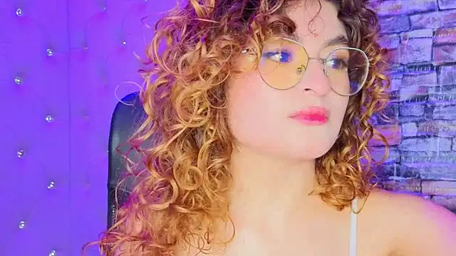 EmiliRouse  online show from 10-30-25, 11:05