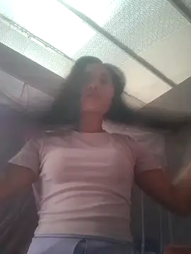 Snapshot of mira-show chatting on 10-19-25, 06:47 mira-show online show from 10-19-25, 06:47