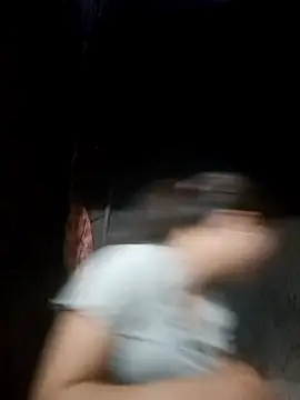 Snapshot of mira-show chatting on 10-25-25, 11:21 mira-show online show from 10-25-25, 11:21