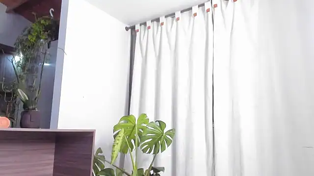valeriahornier online show from 05-07-26, 11:43
