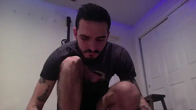 Snapshot of vdoesrope chatting on 10-23-25, 03:39 vdoesrope online show from 10-23-25, 03:39