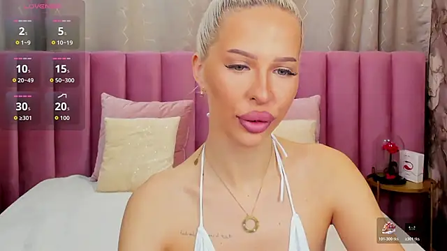 KailaCrystall online show from 11-06-25, 01:50