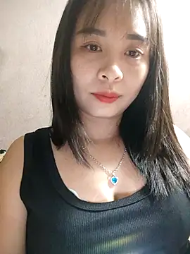 Squirrel-Pear online show from 12-17-25, 02:56