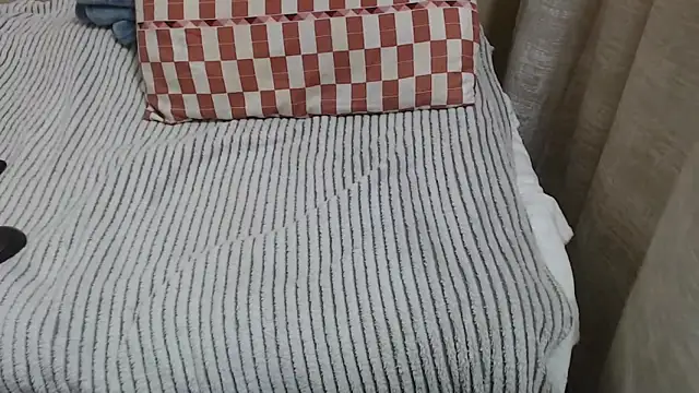 RissaGx online show from 11-29-25, 06:16