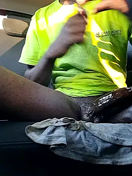 Snapshot of Mboro1988 chatting on 03-27-26, 03:45 Mboro1988 online show from 03-27-26, 03:45