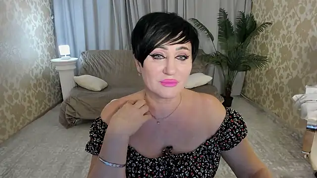 KiraTempt online show from 01-08-26, 11:45