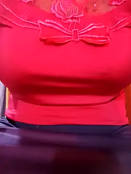 Snapshot of shakunthala96 chatting on 10-25-25, 02:52 shakunthala96 online show from 10-25-25, 02:52