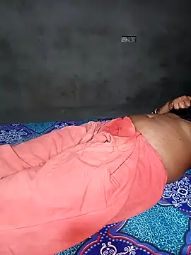 Hot cauple indian online show from 05-11-26, 04:15