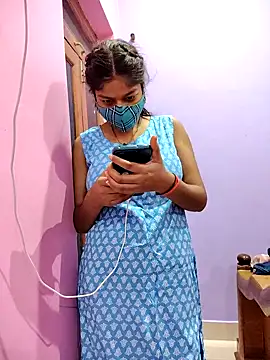 Snapshot of Muskan-12th chatting on 10-18-25, 03:35 Muskan-12th online show from 10-18-25, 03:35