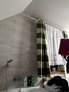 Snapshot of marek2355 chatting on 10-18-25, 05:35 marek2355 online show from 10-18-25, 05:35