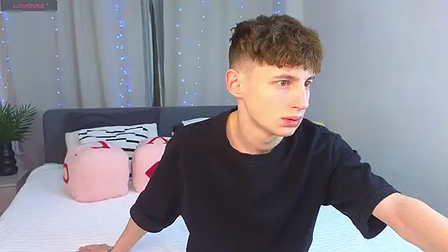 crisp1n online show from 11-27-25, 02:52