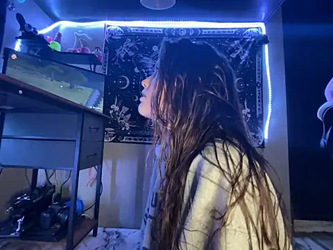 Thedeepwebcutie online show from 05-05-26, 07:05
