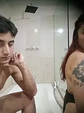 Snapshot of chanelandoliver chatting on 10-24-25, 12:08 chanelandoliver online show from 10-24-25, 12:08