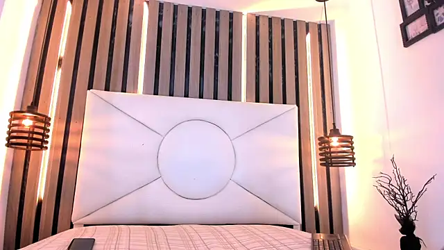 Natzuki 1 online show from 06-17-26, 11:34