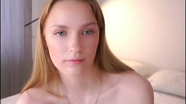 Snapshot of Helenspensy_ chatting on 10-18-25, 10:54 Helenspensy online show from 10-18-25, 10:54