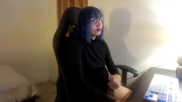 Snapshot of FuriSmut chatting on 05-14-26, 01:23 FuriSmut online show from 05-14-26, 01:23